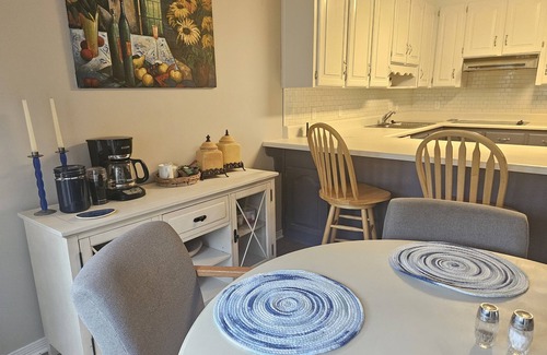 Pensacola House | Great location and close to the beach and downtown!