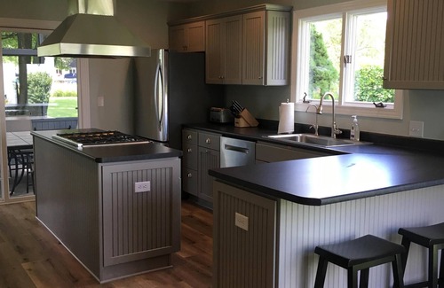 Syracuse House | Great Location & Island Getaway With Lake Access On Beautiful Lake Wawasee!