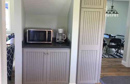 Syracuse House | Great Location & Island Getaway With Lake Access On Beautiful Lake Wawasee!