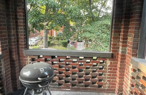 University City Condo | Great Mid-Term Rental: Charming 2 bd/1 office University City Duplex