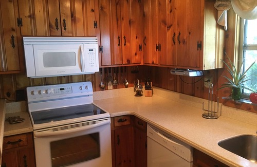 Centre House | Great Quiet Cabin on Weiss Lake