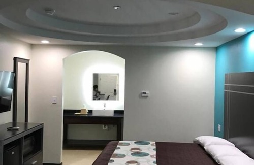 Spring Hotel | Great Relaxing Overnight Stay! Comfortable Unit! Close to ExxonMobil Campus!