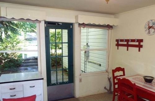 Northville Cottage | Great Sacandaga Lake 5BR Cottage with Direct Waterfront, Dock, Swimming Platform