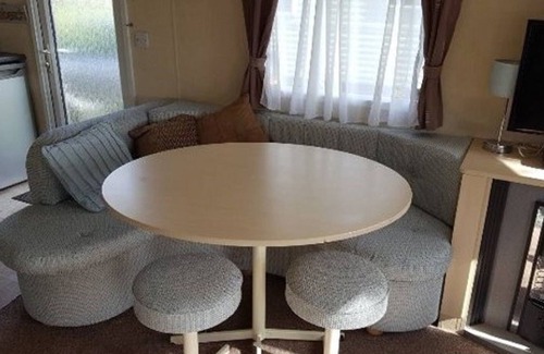 Hamworthy House | Great sea views, modern 6 berth caravan beach 2 mins away at Rockley Park, Poole