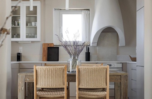 Tinos Town Apartment | Green 1 by Morfes Luxury Apartments