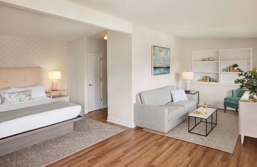 Pacific Grove Bed & Breakfast | Green Gables Inn, A Four Sisters Inn