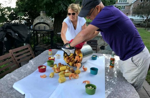 Spicer Cottage | Green Lake home with a shallow sandy beach on the north shore.