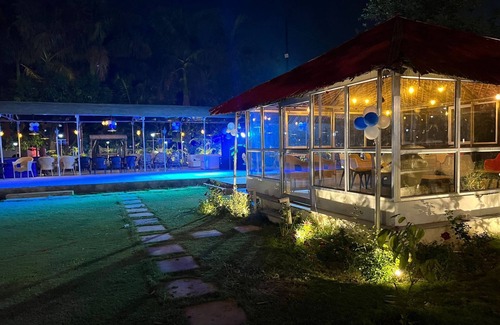 Knowledge Park III Hotel | Green Leaf Cafe And Home Stay