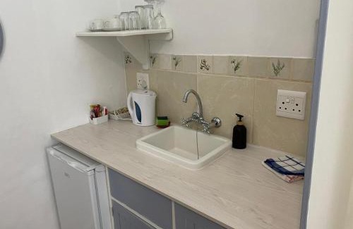 Robertson House | Green Olive Guesthouse