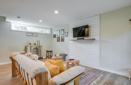 Greer House | Greer Guest House Less Than 1 Mi to Park and Downtown Area!