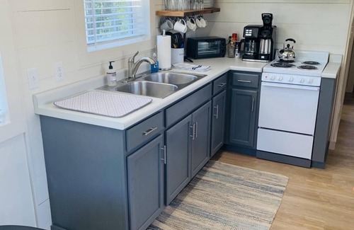 Altamont House | Greeter Falls Lodge 6