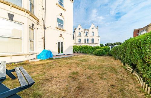 Clacton-on-Sea Apartment | Greyfriars