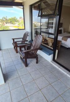 Wavecrest Bed & Breakfast | Greystone Guesthouse