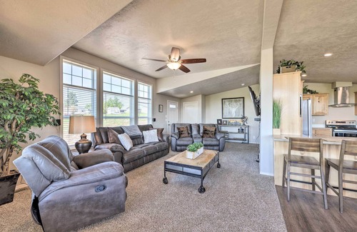 Ashton Cabin | Griffel River Ranch w/Views - An Angler’s Dream!