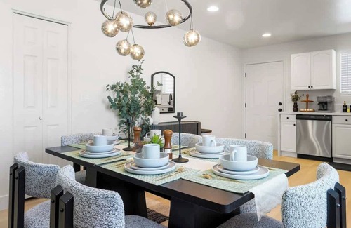 North Las Vegas House | Grill, Chill & Pickleball Thrill in 5BR NLV Home!