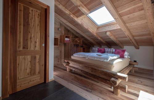 Varena Bed & Breakfast | Grizzly Haus & Frosch Restaurant - Teritoria