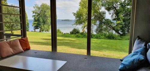 Ascheberg Apartment | Große FeWo-Suite "Nordstern" in direkter Seelage, mit Kanu
