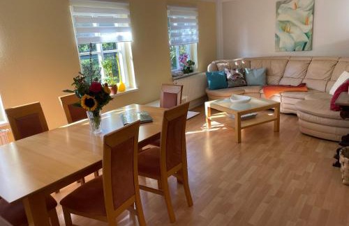 Neubrandenburg Apartment | große Wohnung zentral gelegen