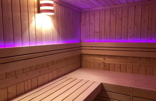 Langenhorn House | Großzügiges Reetdachhaus an der Nordsee