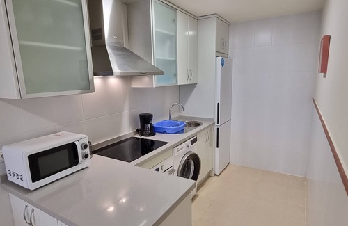 Vera Beach House | Ground floor apartment with 2 bedrooms, 2 bathrooms, 60m from the beach, WiFi