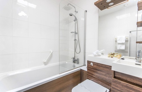 Canford Cliffs House | Grovefield Manor