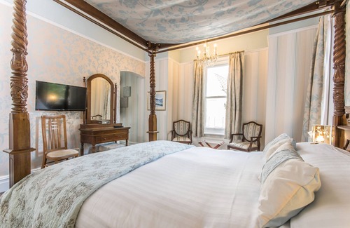 Canford Cliffs House | Grovefield Manor