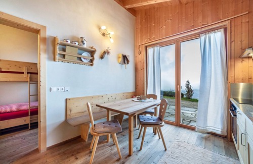 Glorenza Apartment | "Grushof App Paföl" with Mountain View, Shared Garden & Wi-Fi