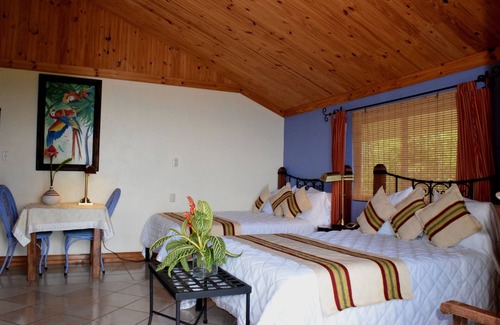 Santa Cruz de Turrialba Resort | Guayabo Lodge