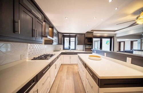 El Batey Apartment | Guest-friendly penthouse on Sosua strip, private pool/snooker!