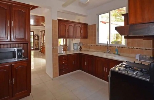 Villas Ana Maria Villa | Guest-friendly Villa With Private Pool In The Heart Of Sosua, Ideal For Parties