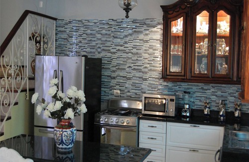 Sosua Villa | Guest-friendly villa with pool, billiard, internet, cable TV, ideal for parties!