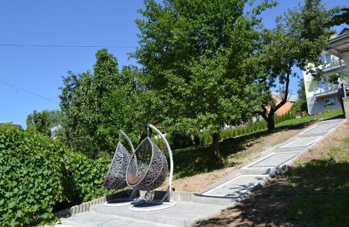 Truskavets House | Guest House at Lesya Ukrainka