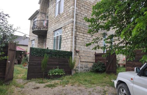 Qusar House | GUEST House