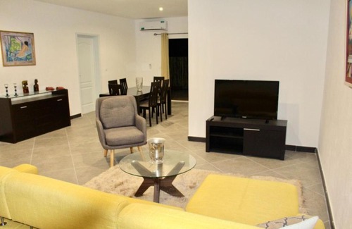 Abidjan Apartment | Guest House de Treichville