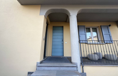 Piacenza Apartment | Guest House elegant and modern apartment max 7 people for work or vacation
