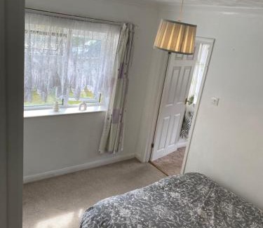 Stone Apartment | Guest house in Dartford