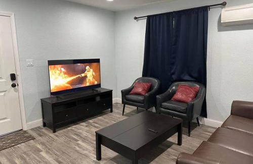 Southeastern Sacramento Apartment | Guest house near UCD Med. Center