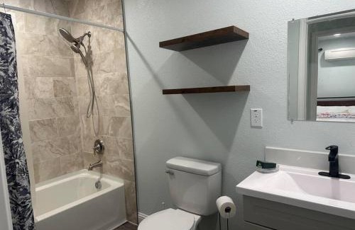 Southeastern Sacramento Apartment | Guest house near UCD Med. Center