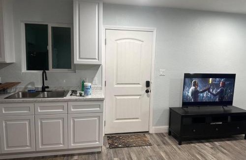 Southeastern Sacramento Apartment | Guest house near UCD Med. Center