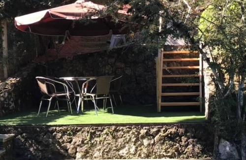 Monte Verde Cottage | Guest house with 2 bedrooms, living room and open kitchen, with swimming pool and beautiful garden