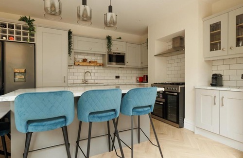 Rathgar Apartment | Guest Ready - Renovated Stay in Urban Dublin