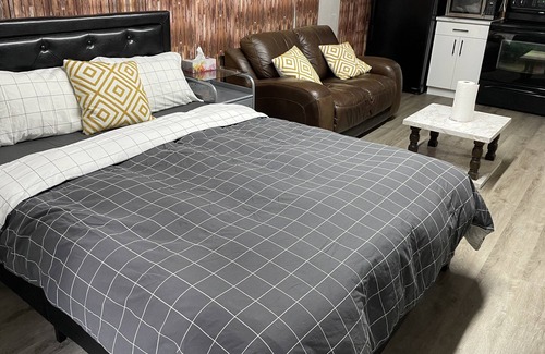 Maple Ridge Apartment | Guest Suite on an Acreage - Near Golden Ears National Park!