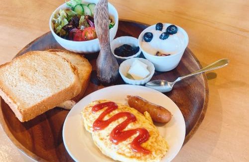 Hyuga House | Guesthouse ＆ Beach Cafe Fuego