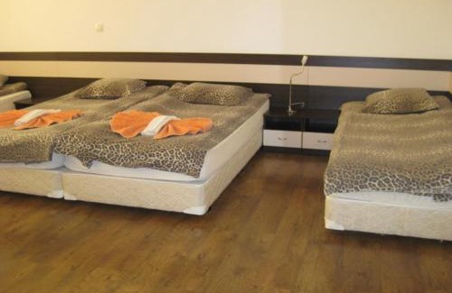 Gabrovo Hotel | Guesthouse Hitar Petar