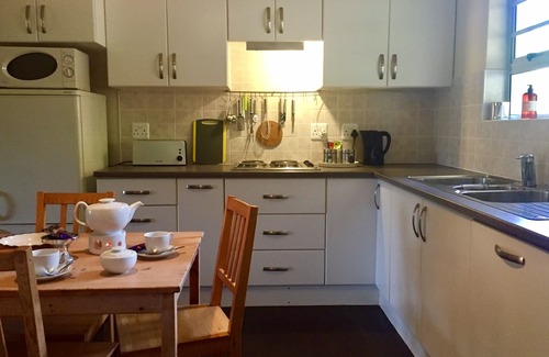 Colchester Cottage | Guesthouse On A Farm In Greater Addo Including Breakfast