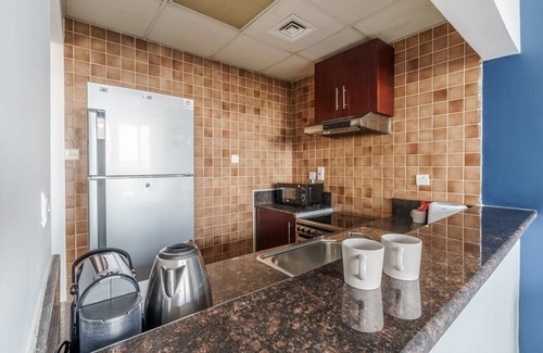 Jumeirah Lake Towers Apartment | GuestReady - Chic Studio in Urban JLT