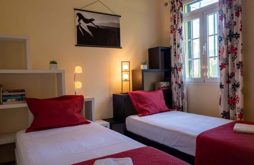 Faial House | GuestReady - Hikers Haven