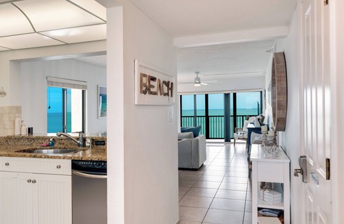 Madeira Beach Condo | GUESTS RAVE: "The View!" Gulf Beachfront - 30ft Balcony - 9th Floor Corner Unit!