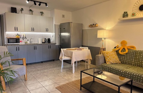 Nahariya Hotel | Gugel Waves Apartments