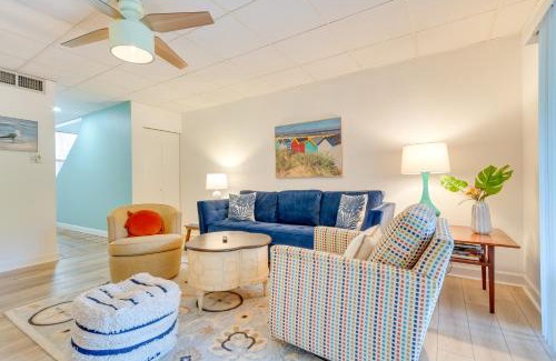 Pensacola Apartment | Gulf Breeze Escape with Patio and Community Pool!